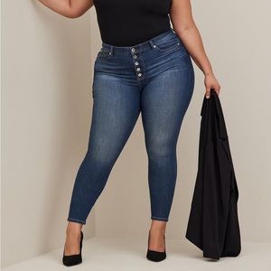 Torrid Bombshell Skinny Premium Stretch High-Rise Jean Size 22 TALL